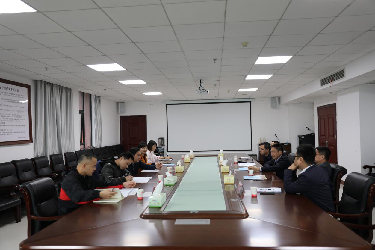 市委宣传部副部长喻华军一行到金年会平台（中国）ios/安卓版/手机app下载调研